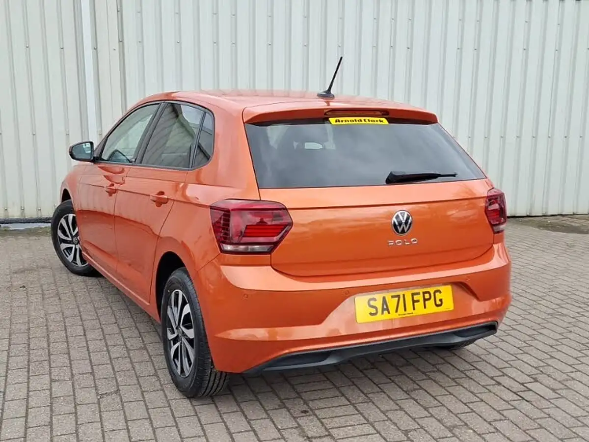 2021-volkswagen-polo-10-tsi-active-dsg-big-1