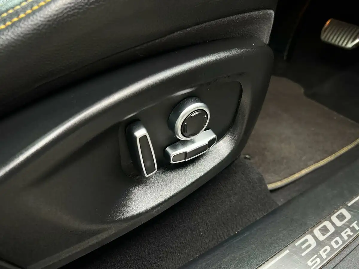 2019-jaguar-f-pace-20i-300-sport-big-50