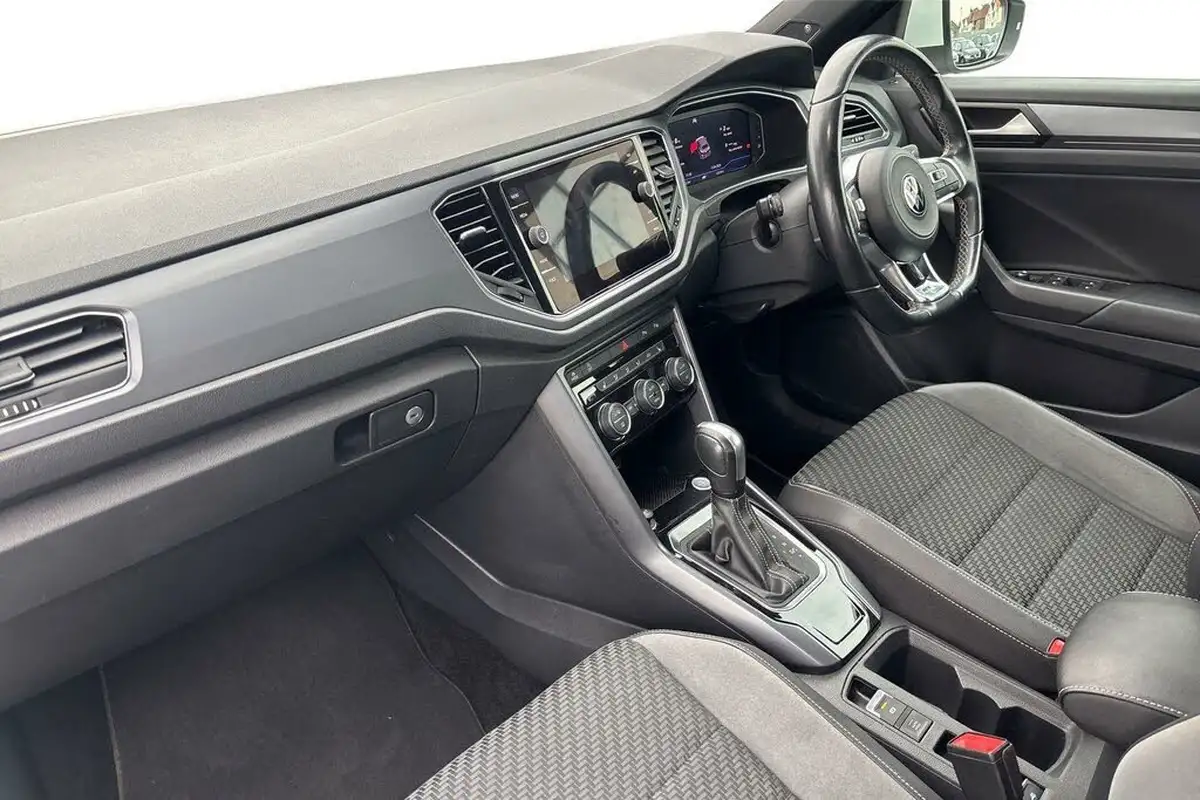 2021-volkswagen-t-roc-15-tsi-r-line-convertible-2d-dsg-big-32