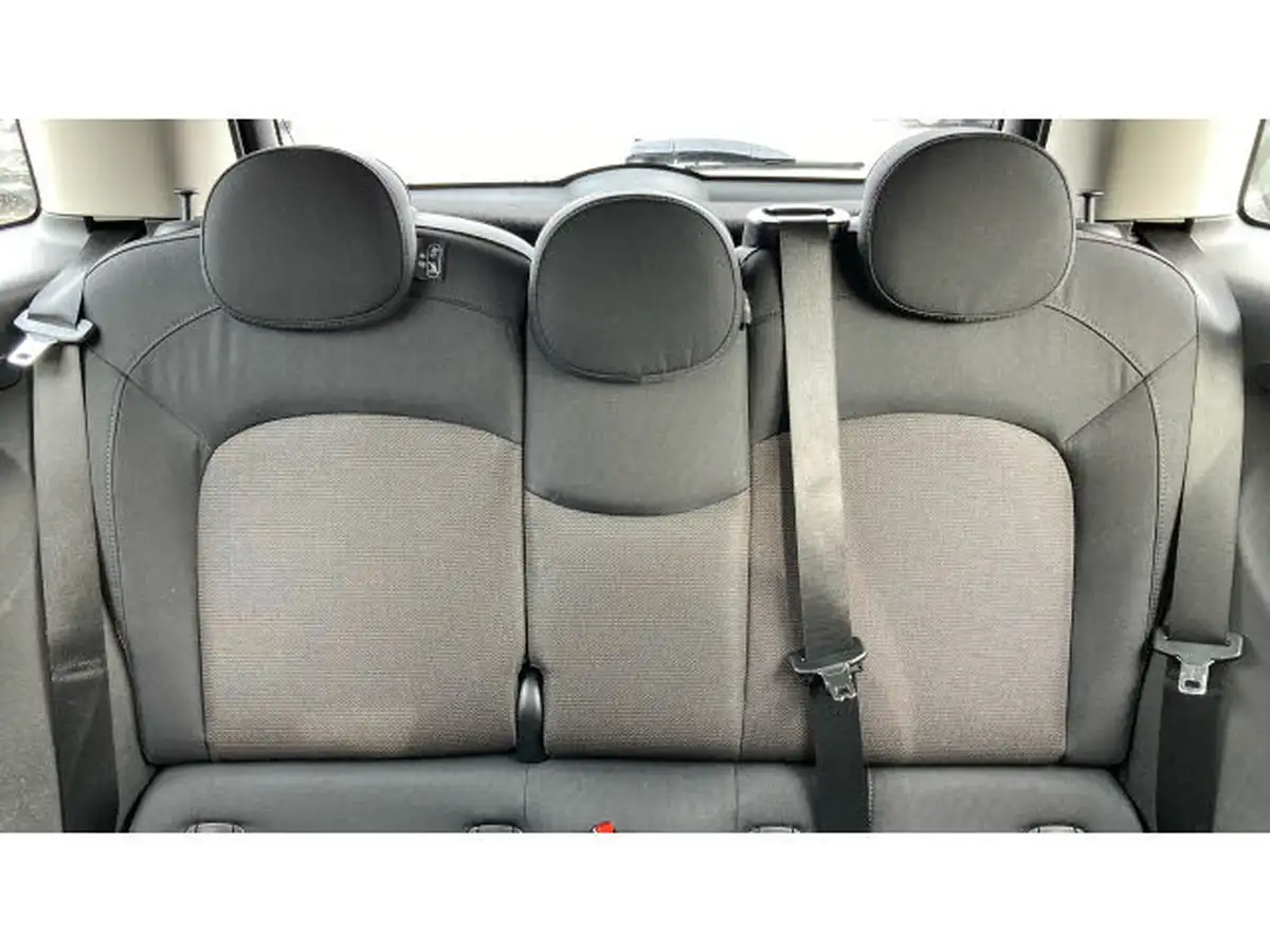 2021-mini-cooper-15-one-classic-5d-big-14