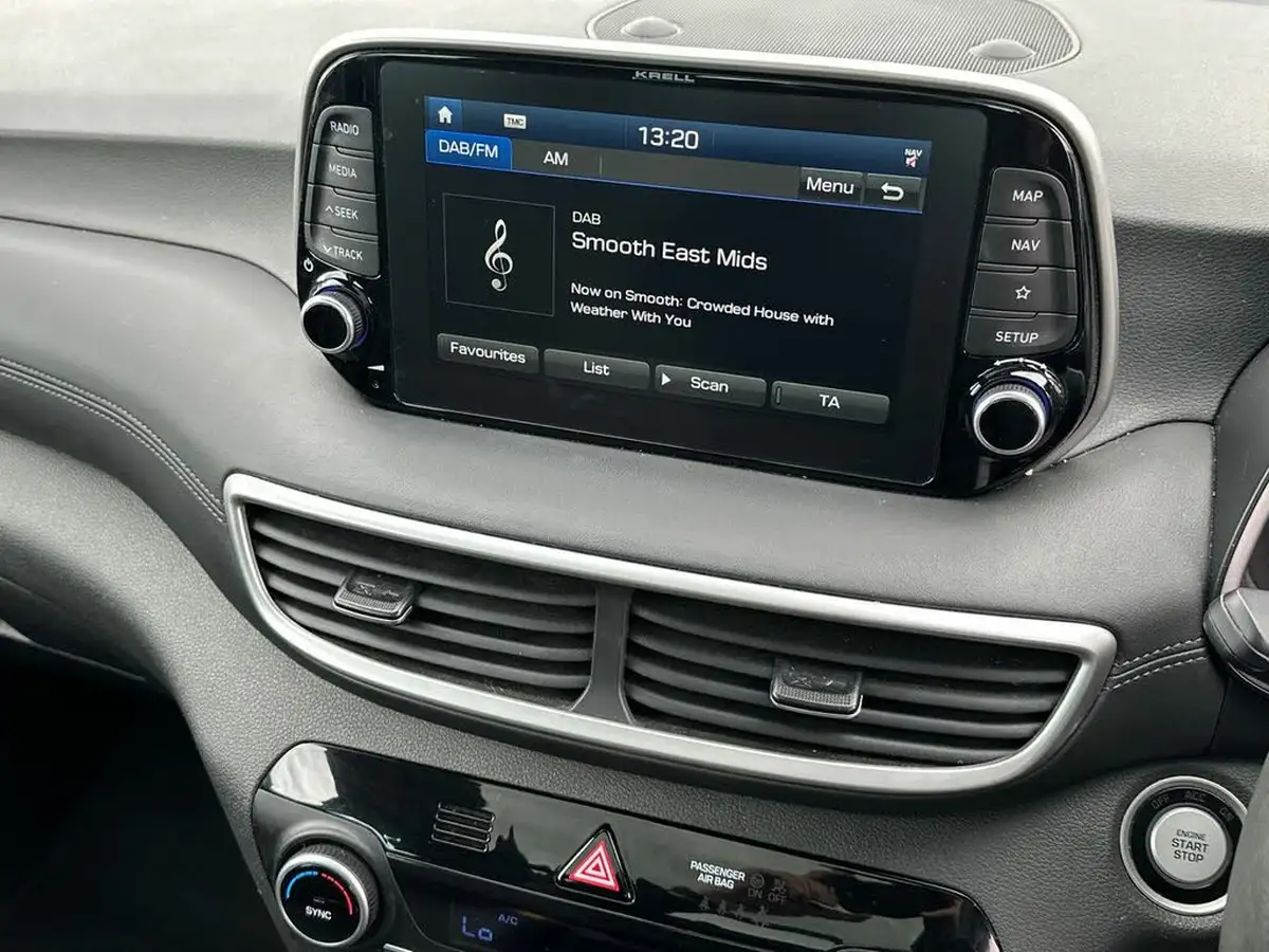2020-hyundai-tucson-16crdi-premium-136ps-48-volt-hybrid-dct-big-24