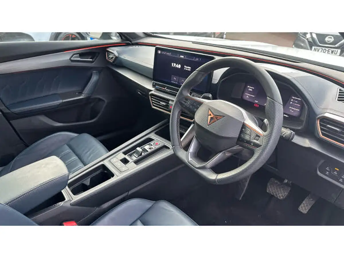 2024-cupra-formentor-14-e-hybrid-v2-big-5