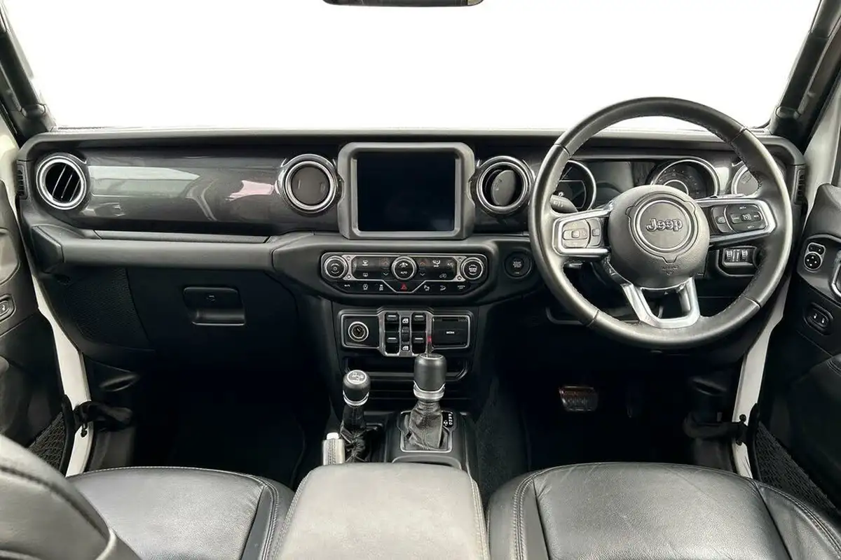 2021-jeep-wrangler-20-gme-night-eagle-big-7