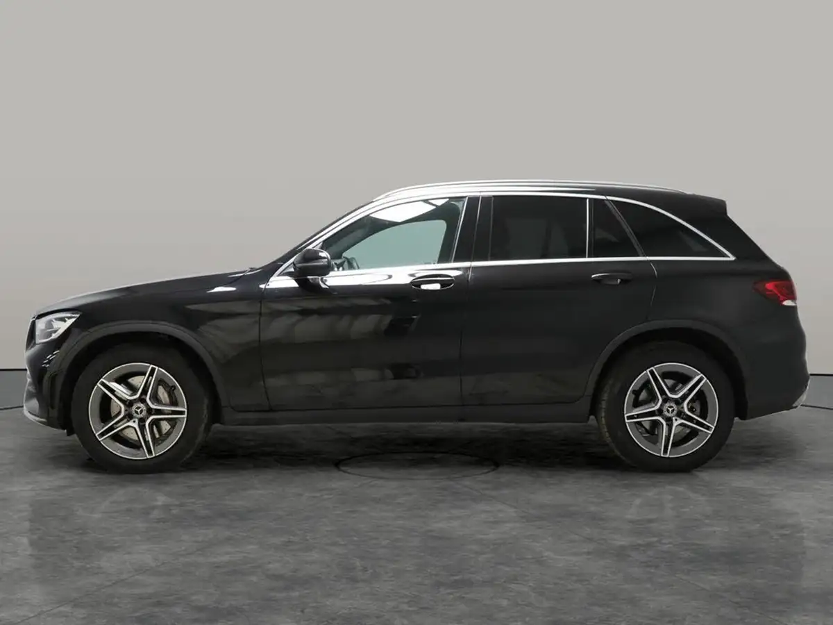 2019-mercedes-benz-glc-class-20d-glc220d-amg-line-station-wagon-5d-4matic-plus-big-13