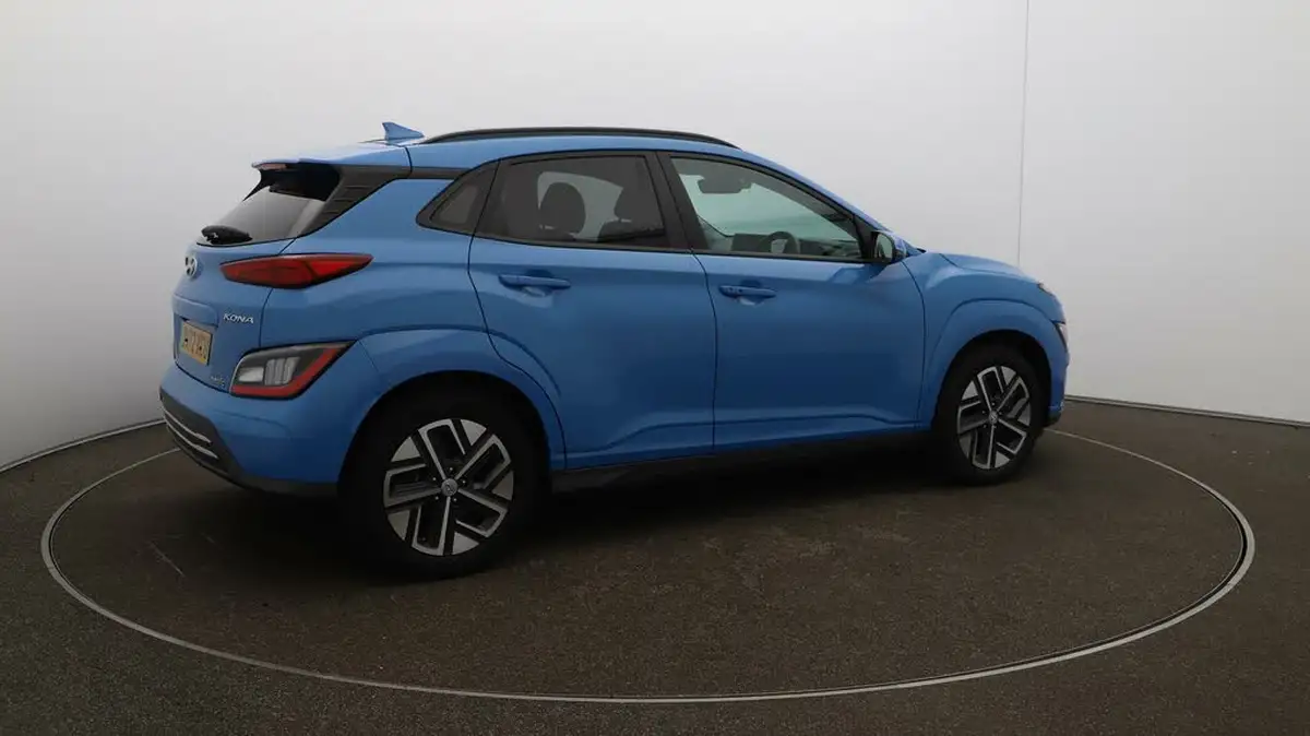 2022-hyundai-kona-e-premium-204ps-64kwh-7kw-obc-big-44