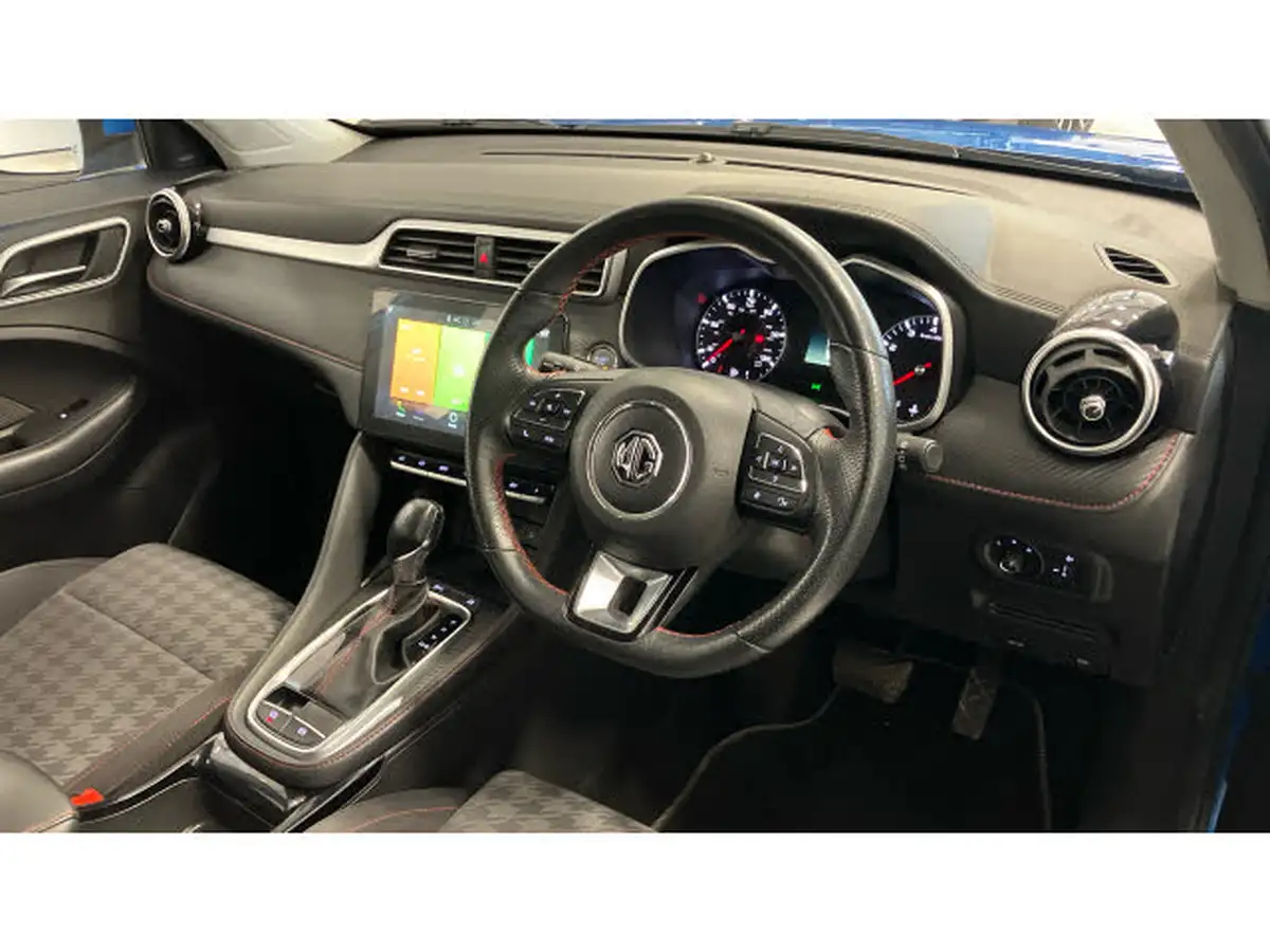 2022-mg-zs-suv-10t-gdi-excite-big-10