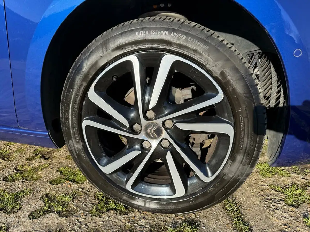 2019-citroen-c4-spacetourer-12-puretech-flair-big-63
