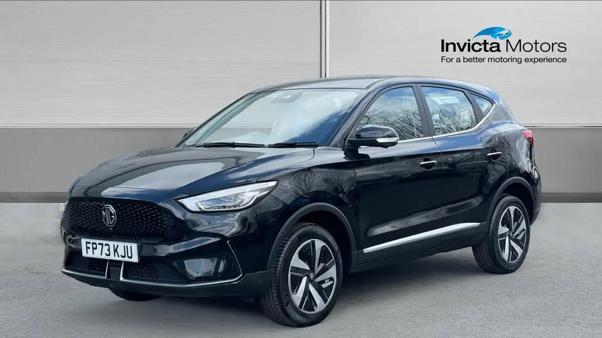 2023-mg-zs-suv-e-se-ev-156ps-long-range-big-6