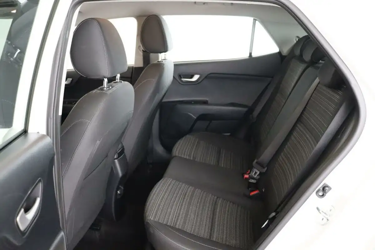 2023-kia-stonic-10-t-gdi-2-99bhp-big-10