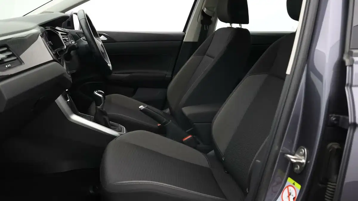 2022-volkswagen-taigo-10-tsi-life-95ps-big-13