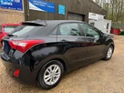 2016-hyundai-i30-16crdi-se-nav-110ps-hatchback-small-3