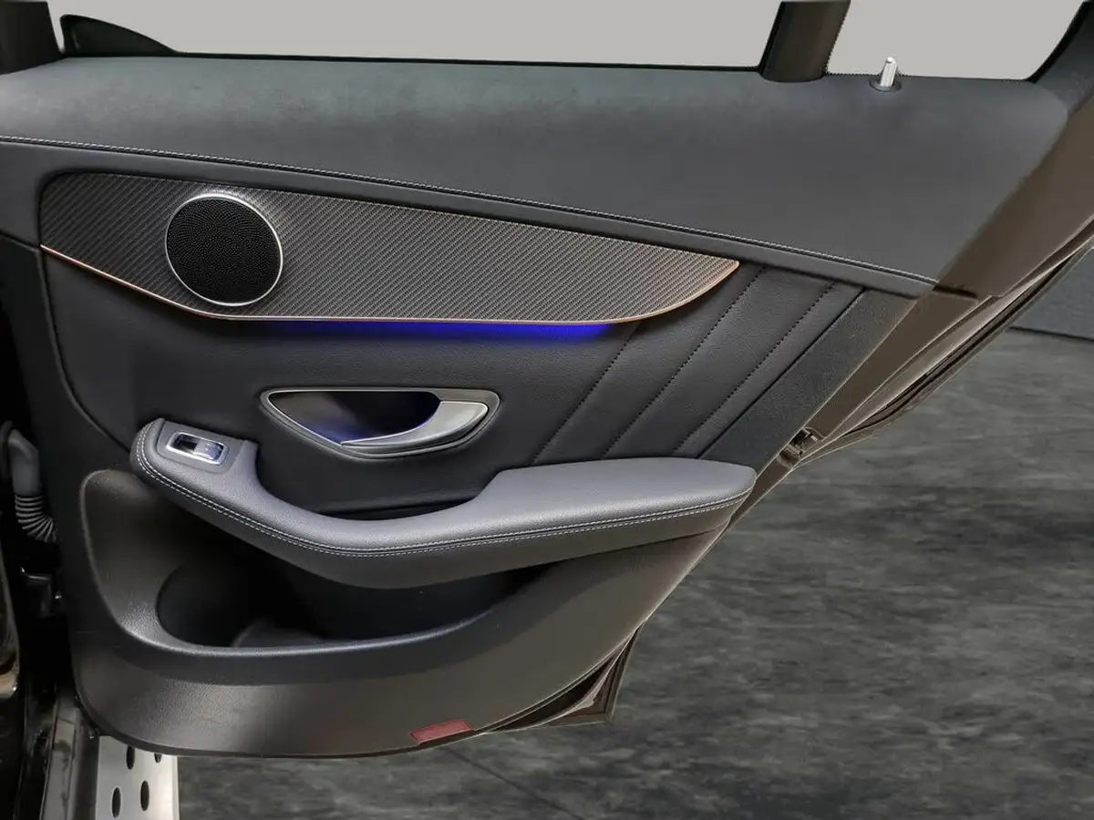 2022-mercedes-benz-eqc-e-eqc-400-amg-line-premium-big-34