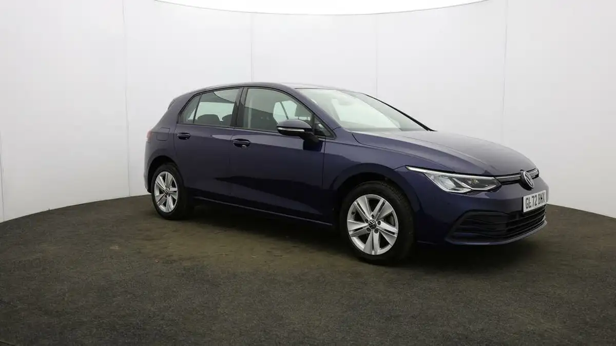 2022-volkswagen-golf-15-tsi-life-130ps-hatchback-big-40