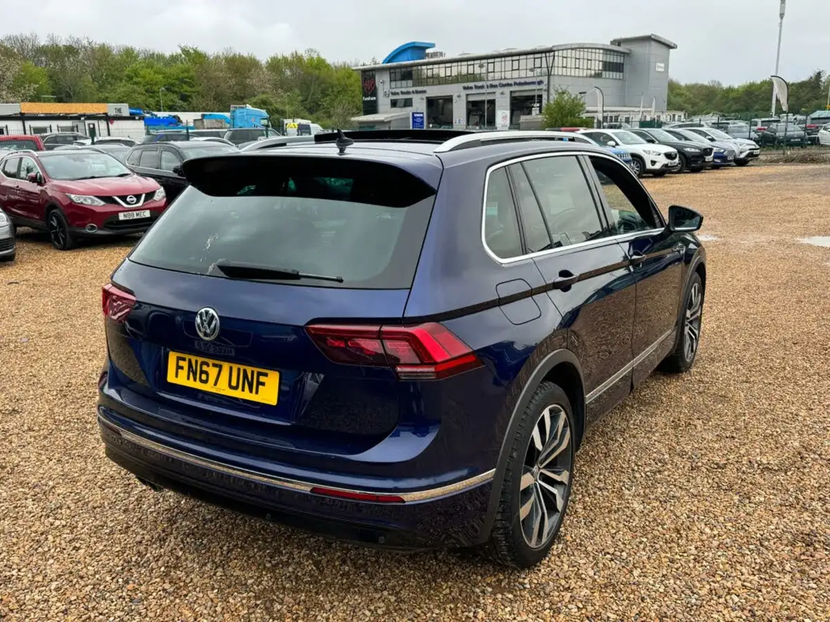 2017-volkswagen-tiguan-20tdi-r-line-ss-dsg-big-2