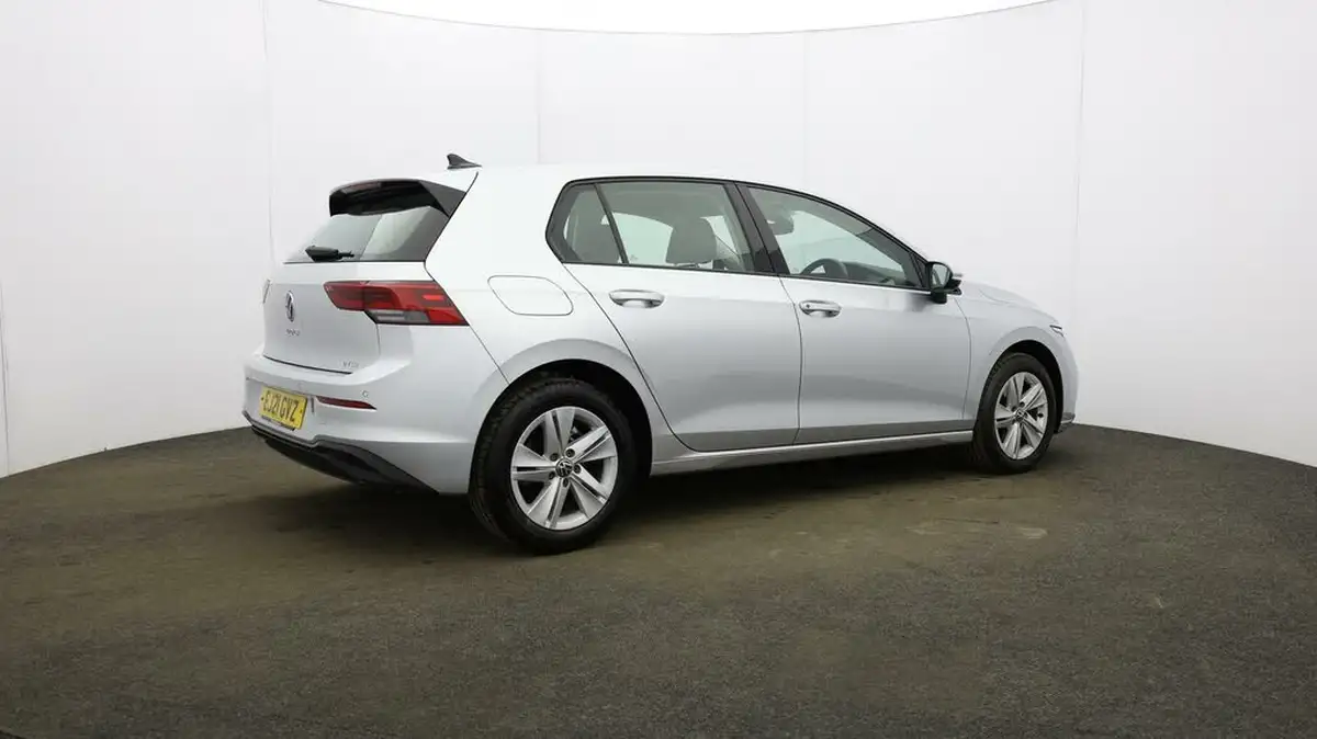 2021-volkswagen-golf-10-etsi-life-hatchback-big-48