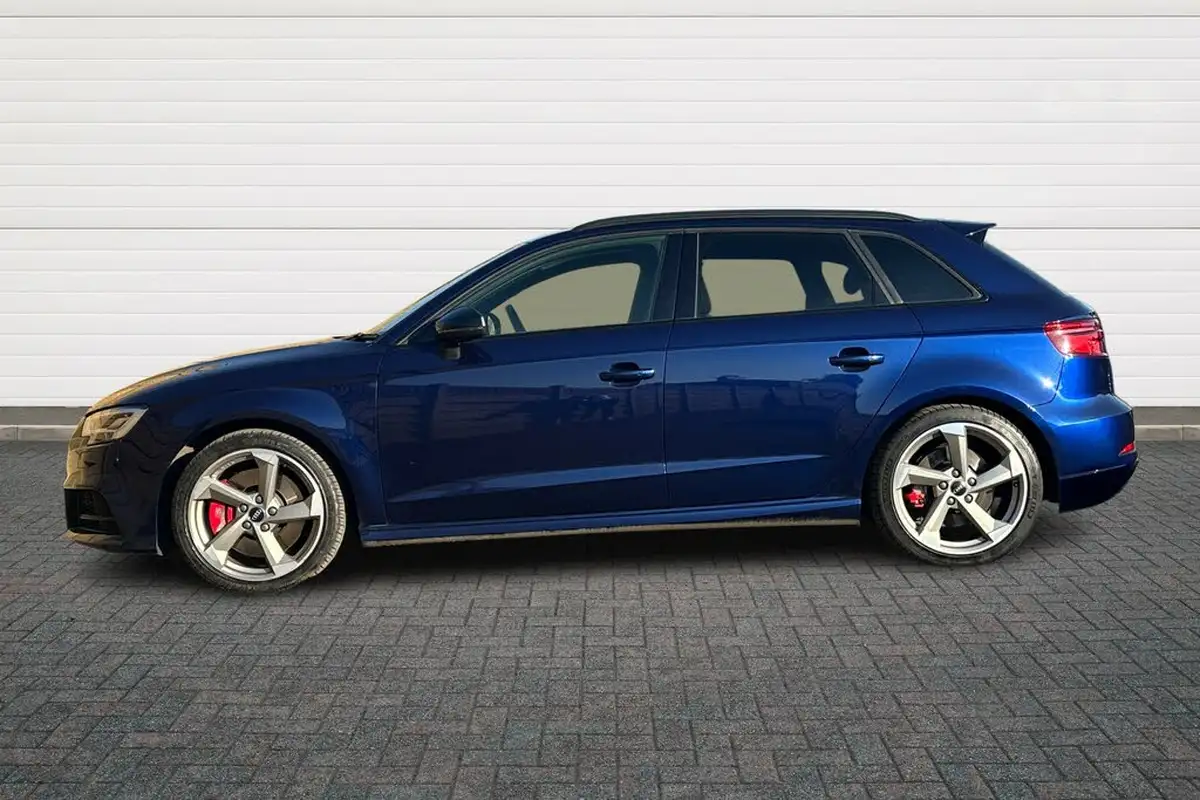 2018-audi-s3-20-tfsi-quattro-black-edition-sportback-5d-s-tronic-big-13