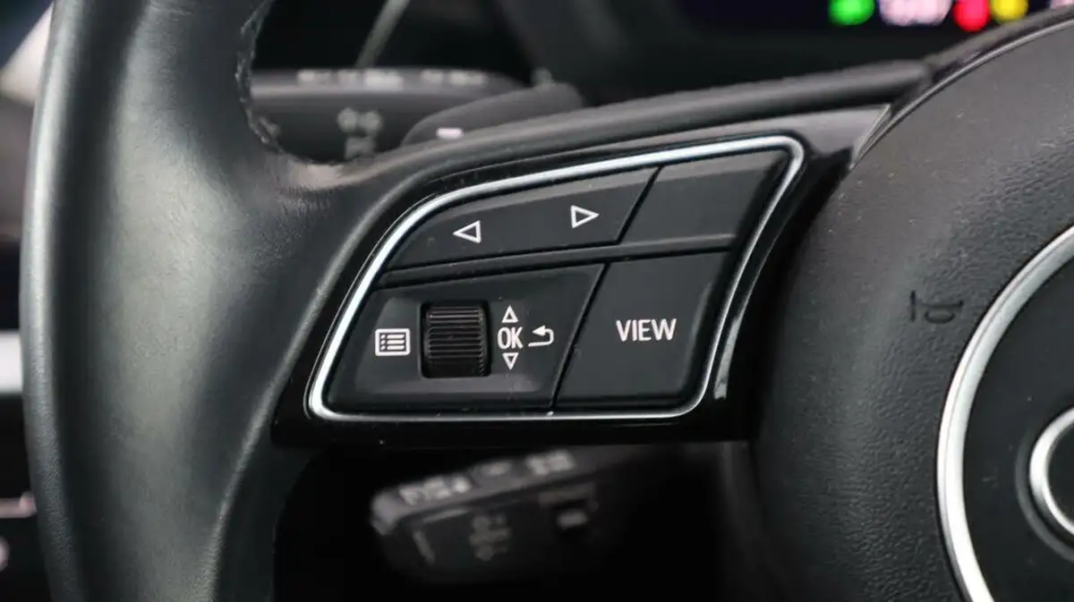 2022-audi-a3-15-35-tfsi-technik-s-tronic-big-23