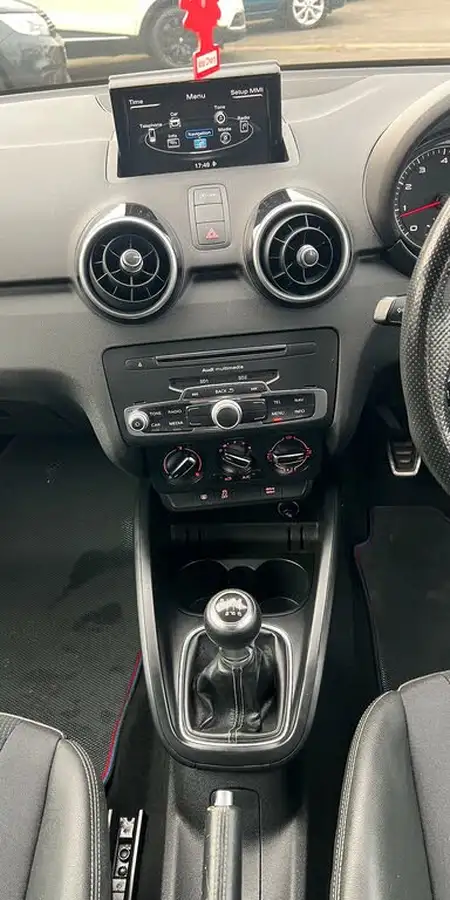 2017-audi-a1-14-tfsi-s-line-125ps-sportback-5d-big-13