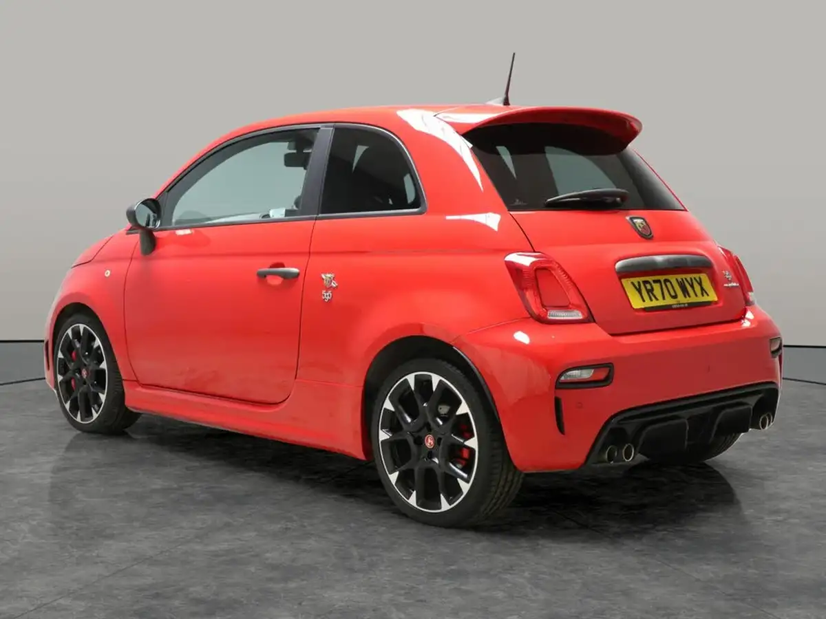 2021-abarth-595-14-tjet-competizione-big-10