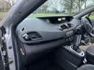 2011-renault-scenic-16-dynamique-tom-tom-small-9