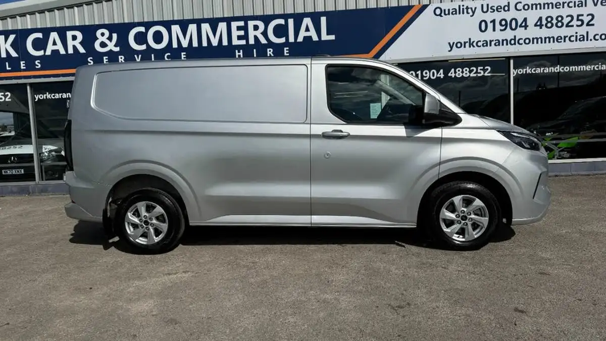 2023-ford-transit-custom-20tdci-300-l1h1-limited-136pseu6e-panel-van-1996cc-big-16