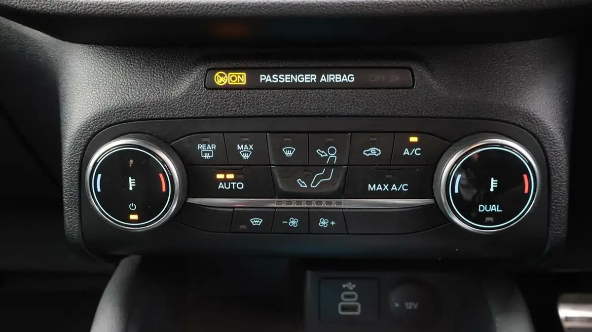 2023-ford-kuga-25t-st-line-edition-190ps-fhev-big-12