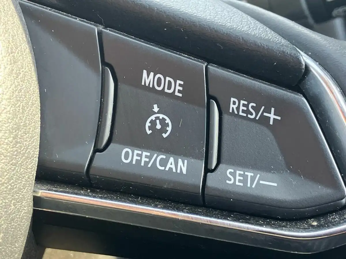 2021-mazda-mazda2-15-skyactiv-g-gt-sport-nav-light-stone-big-37