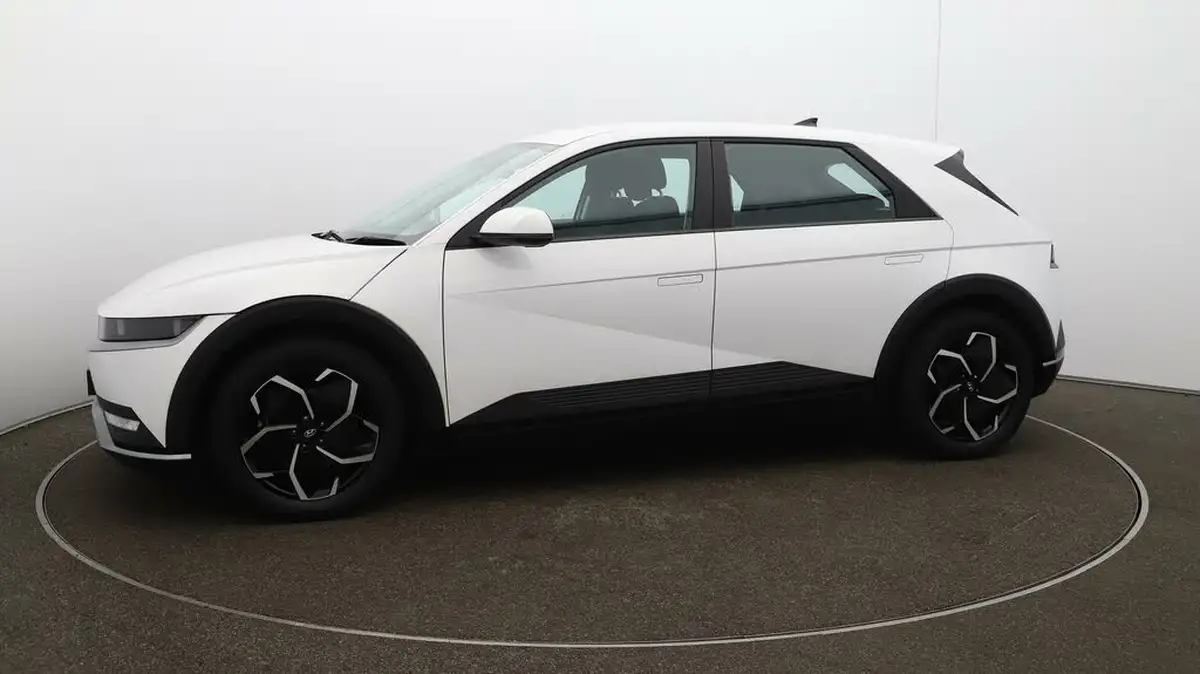 2022-hyundai-ioniq-5-e-se-connect-big-56