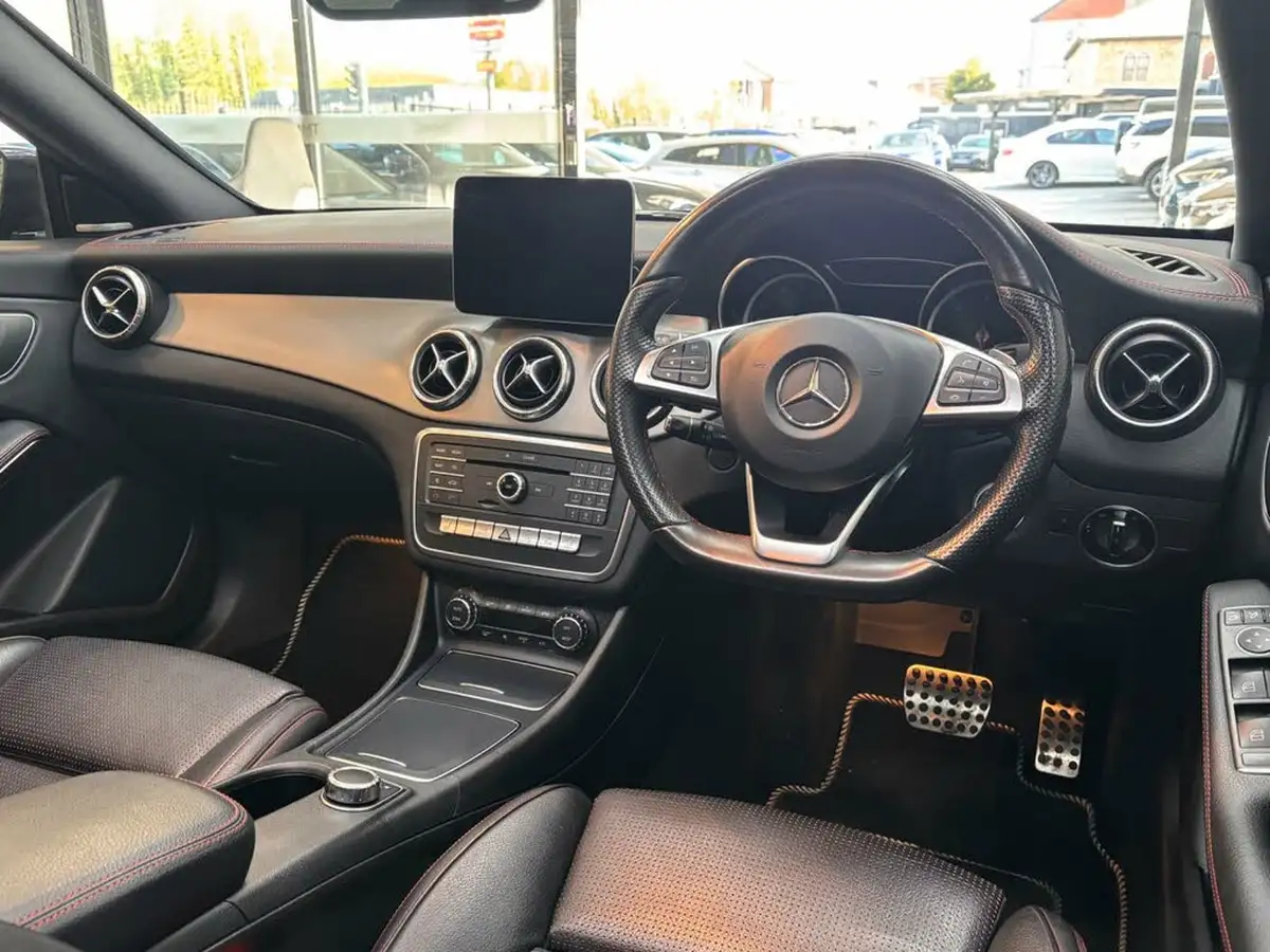2017-mercedes-benz-cla-21d-cla-220-amg-line-coupe-4d-big-24