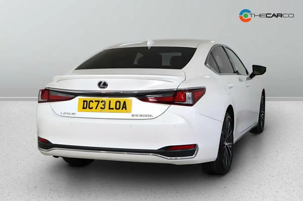 2024-lexus-es-300h-big-7