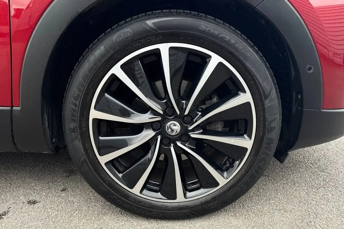 2021-vauxhall-grandland-x-16-ultimate-big-12