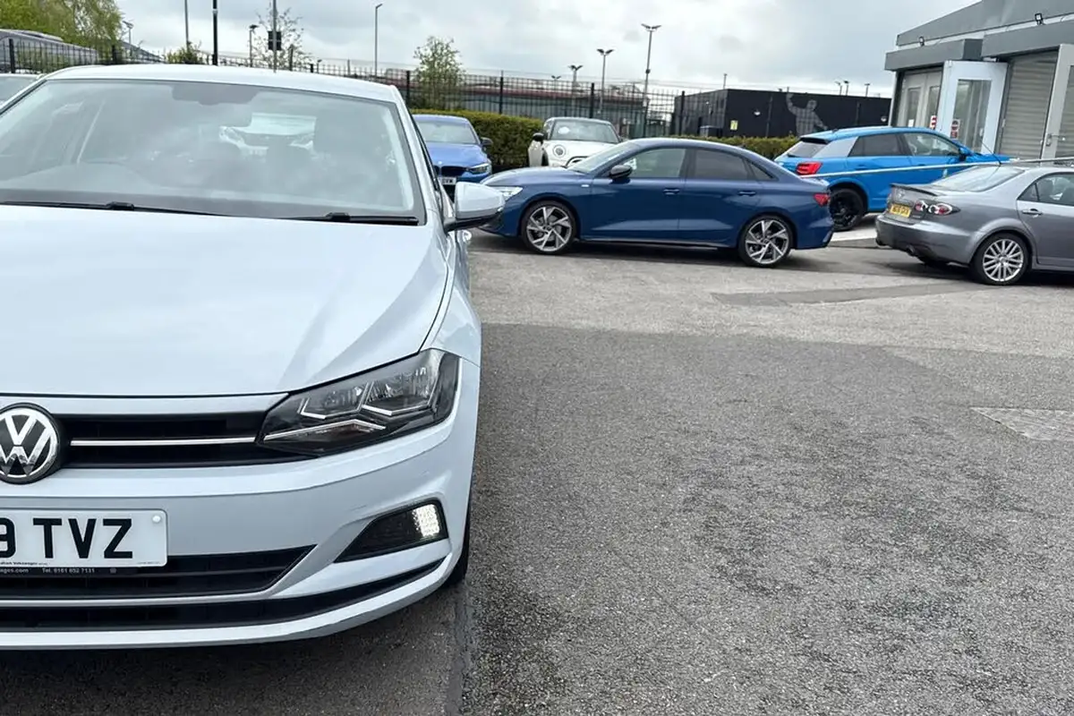 2019-volkswagen-polo-10-se-tech-edition-65ps-big-24