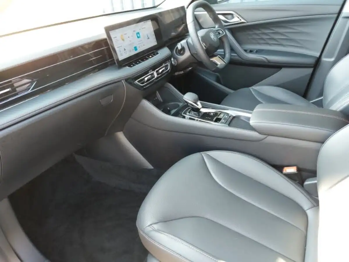 2024-mg-hs-15t-gdi-trophy-273ps-plug-in-hybrid-1496cc-auto-big-4