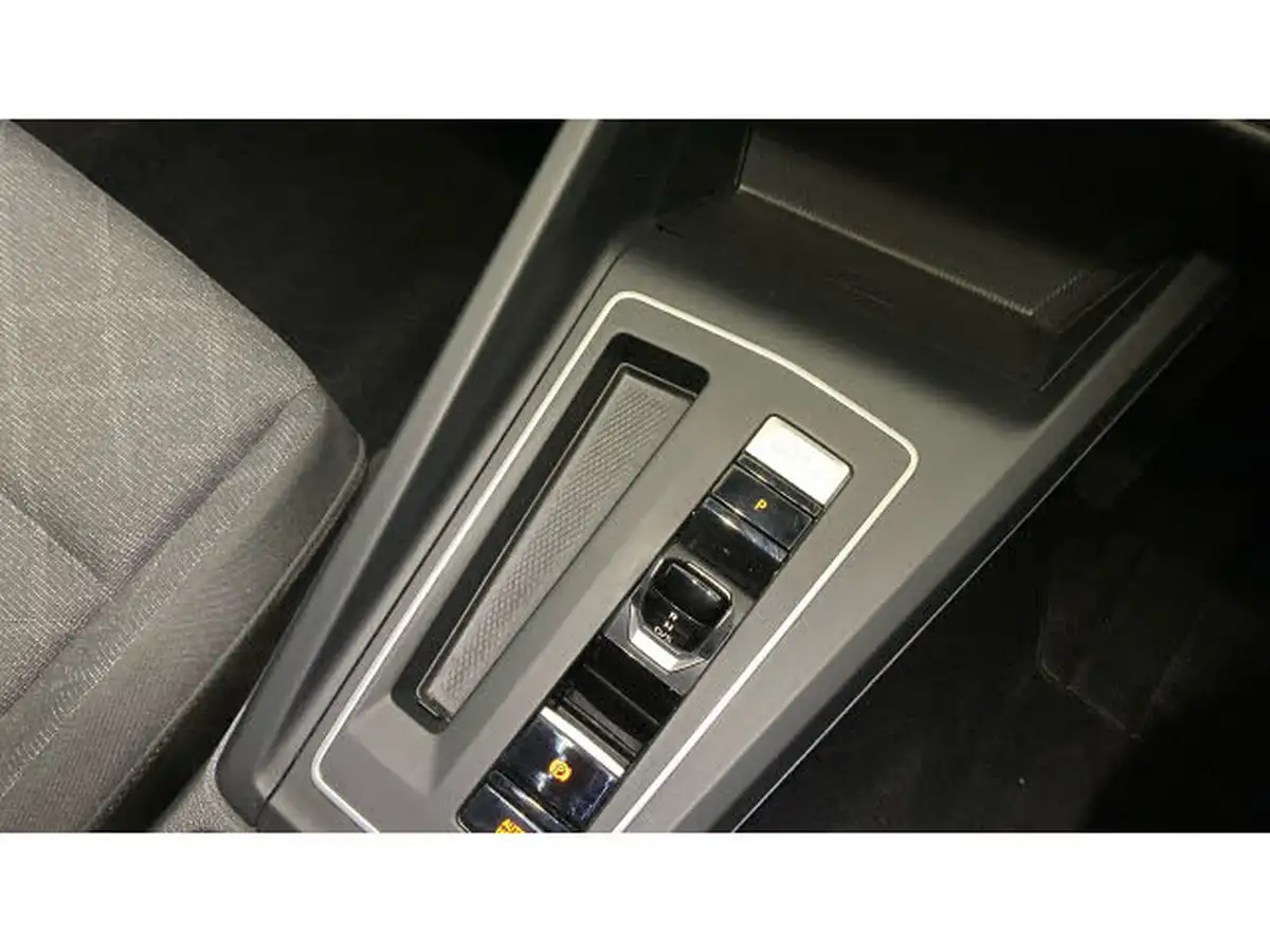 2021-volkswagen-golf-15-etsi-life-150ps-hatchback-big-13
