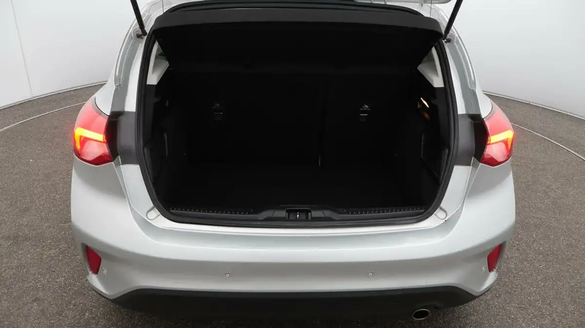2021-ford-focus-10t-titanium-edition-125ps-hybrid-mhev-hatchback-big-17