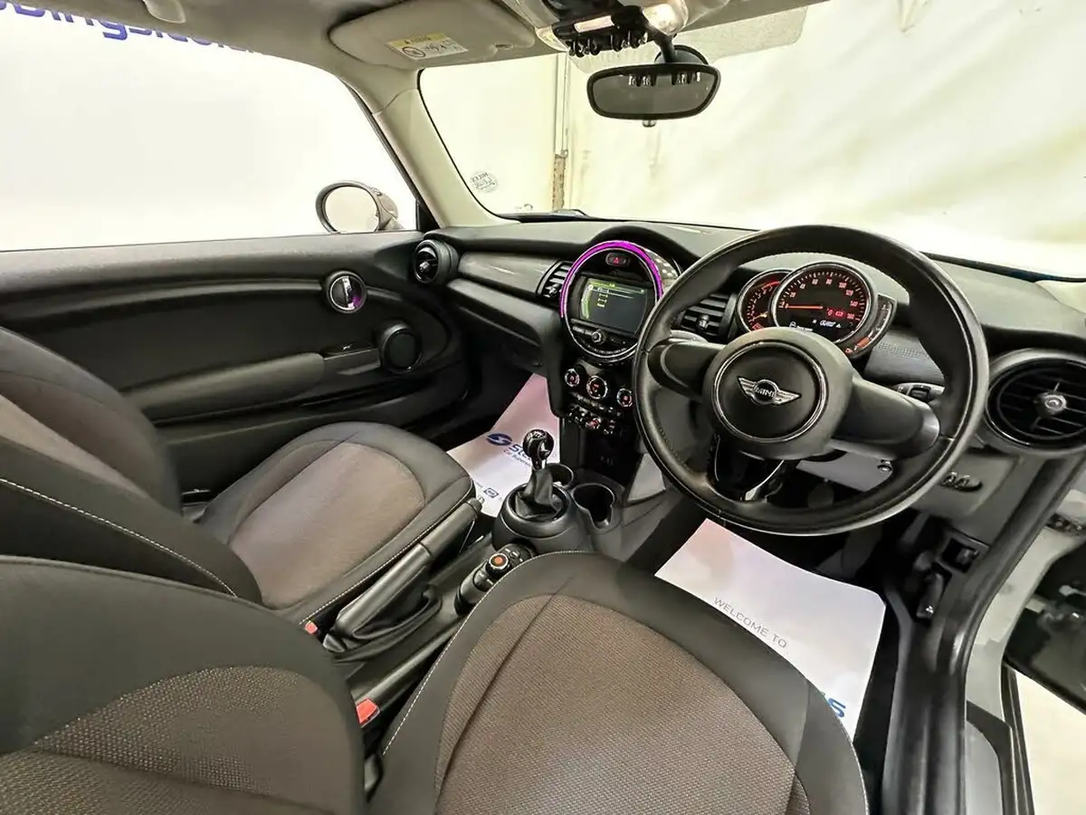2017-mini-cooper-15-cooper-ss-hatchback-3d-big-12