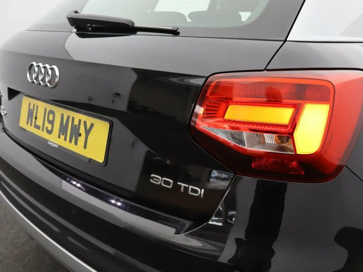 2019-audi-q2-16-30-tdi-sport-big-31