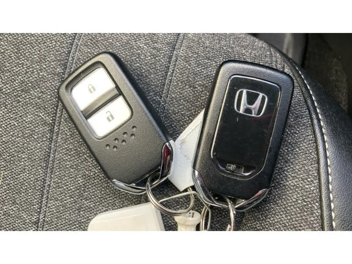 2022-honda-jazz-15-i-mmd-ex-107ps-big-16