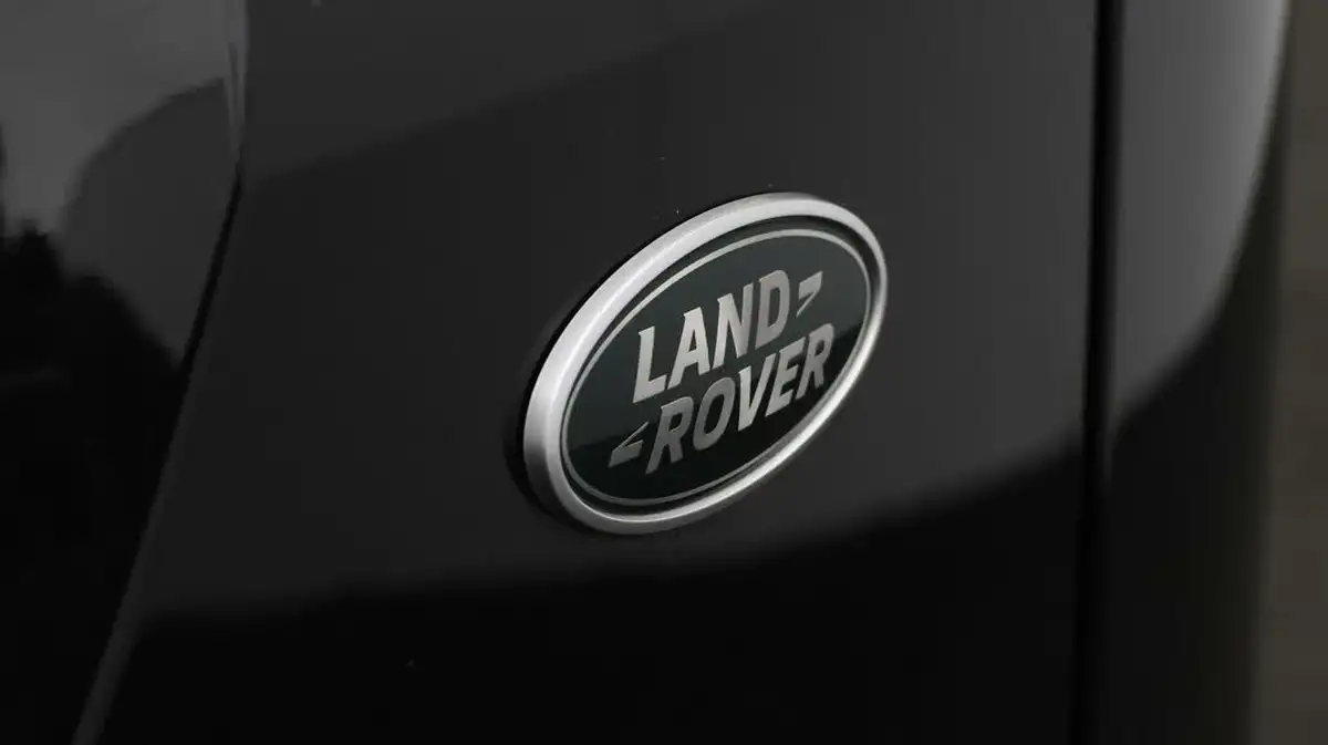 2020-land-rover-range-rover-evoque-20-d150-s-big-21