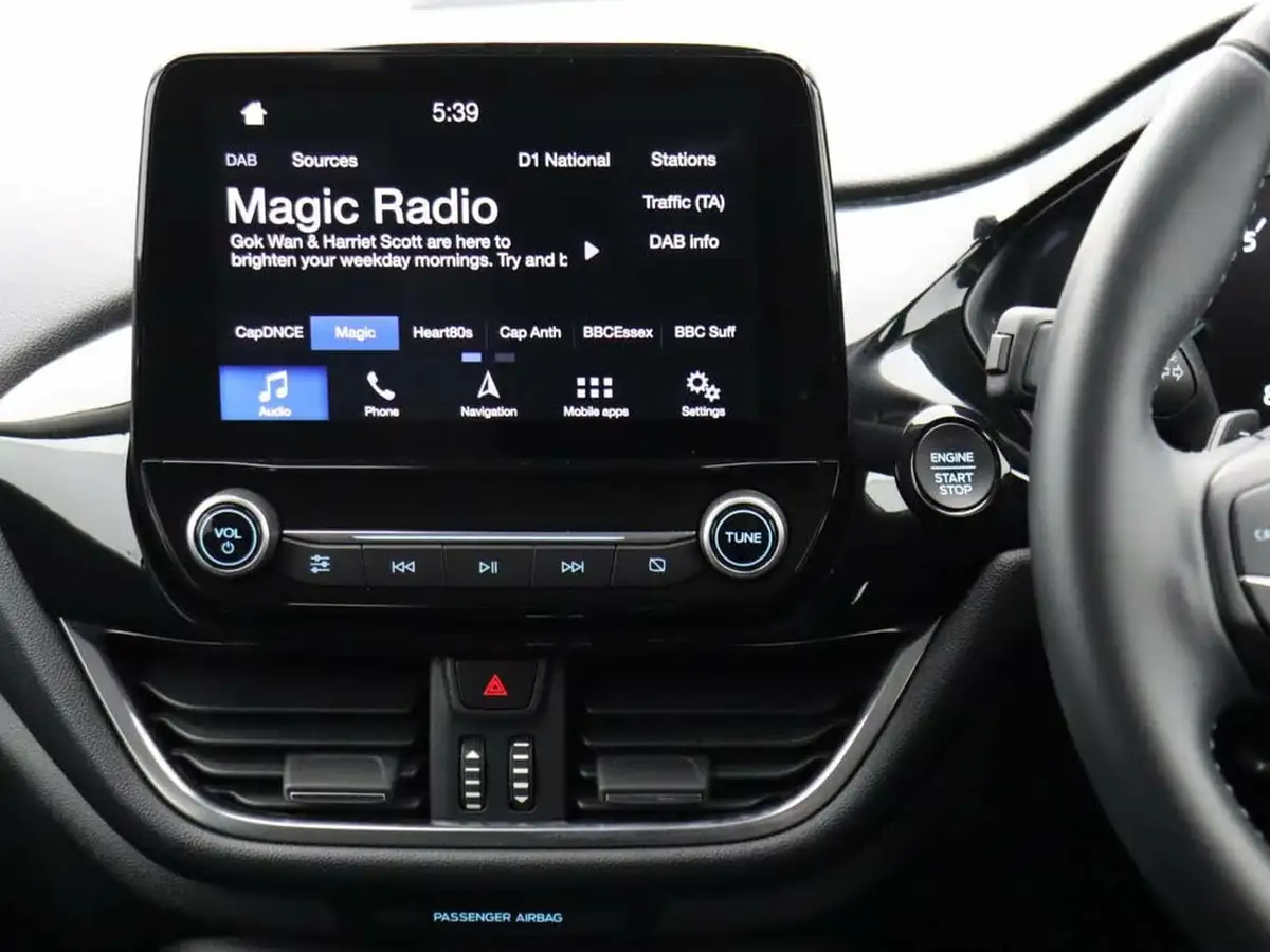 2019-ford-fiesta-10t-titanium-100ps-5d-auto-big-6