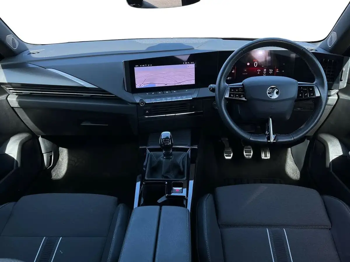 2023-vauxhall-astra-12-turbo-gs-sport-tourer-big-5