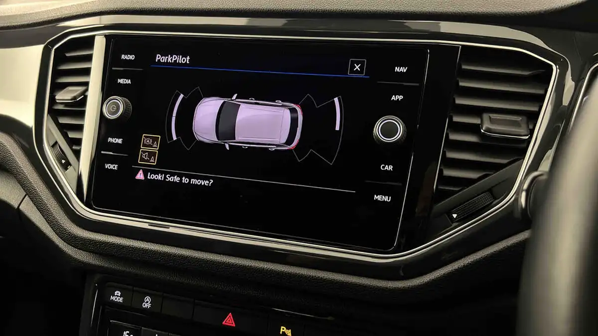2019-volkswagen-t-roc-16tdi-r-line-big-21