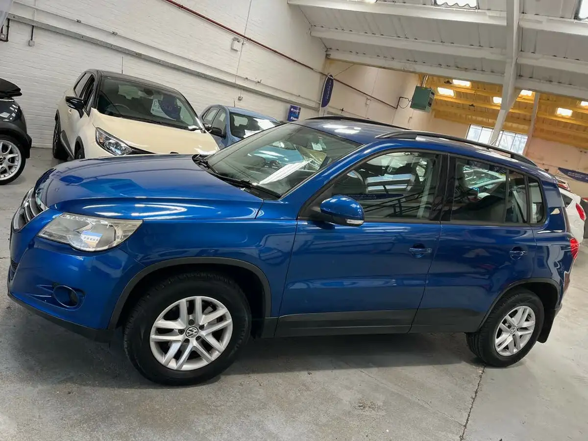 2009-volkswagen-tiguan-20td-s-4motion-big-1