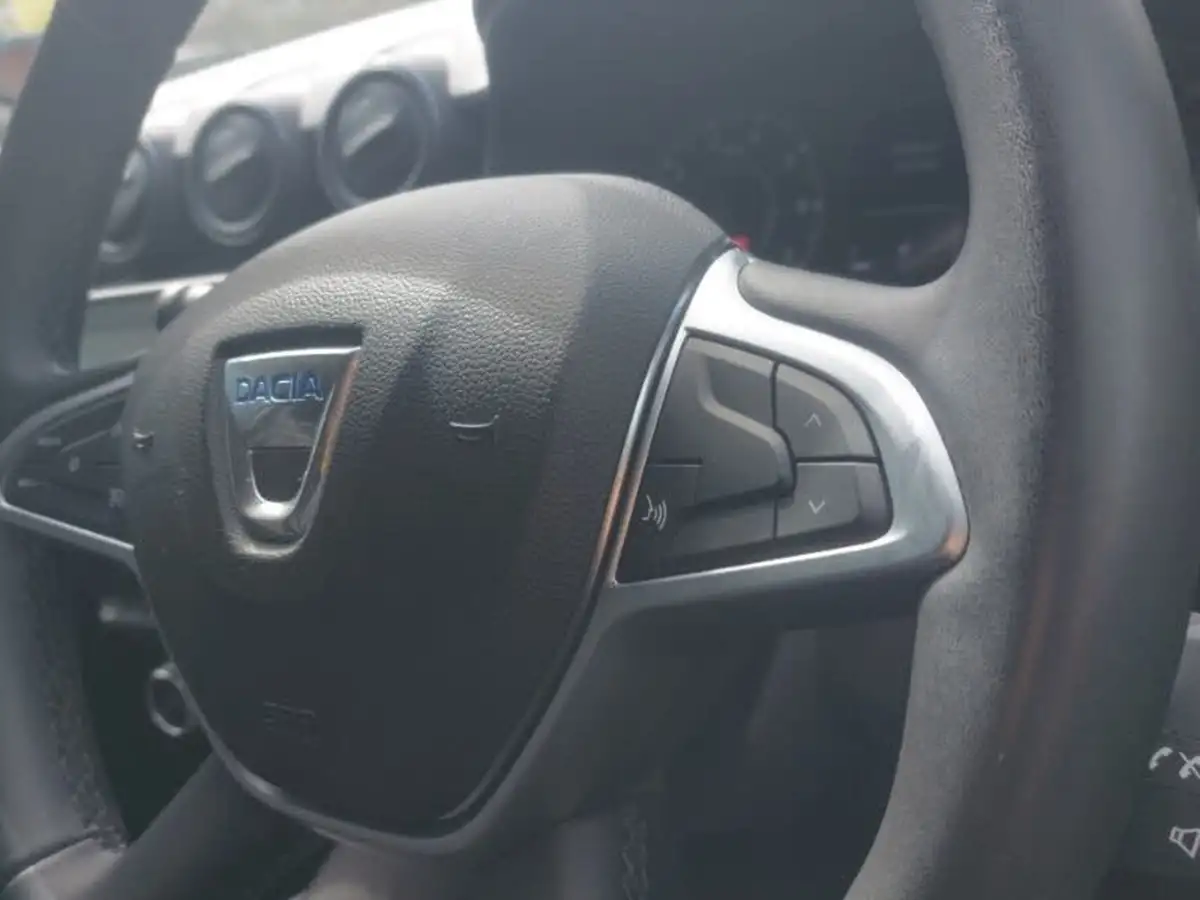 2022-dacia-duster-09-tce-prestige-big-17