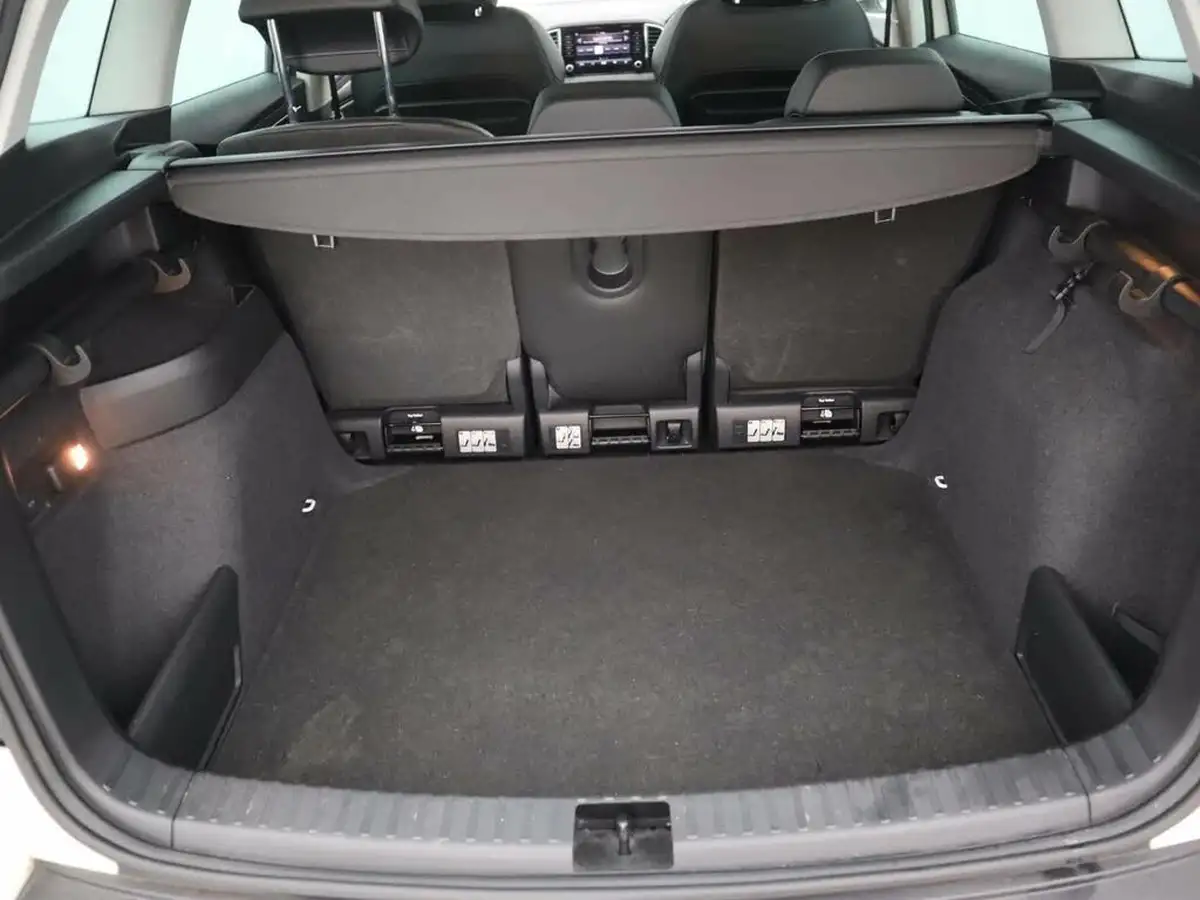 2018-skoda-karoq-10-tsi-se-l-ss-big-9