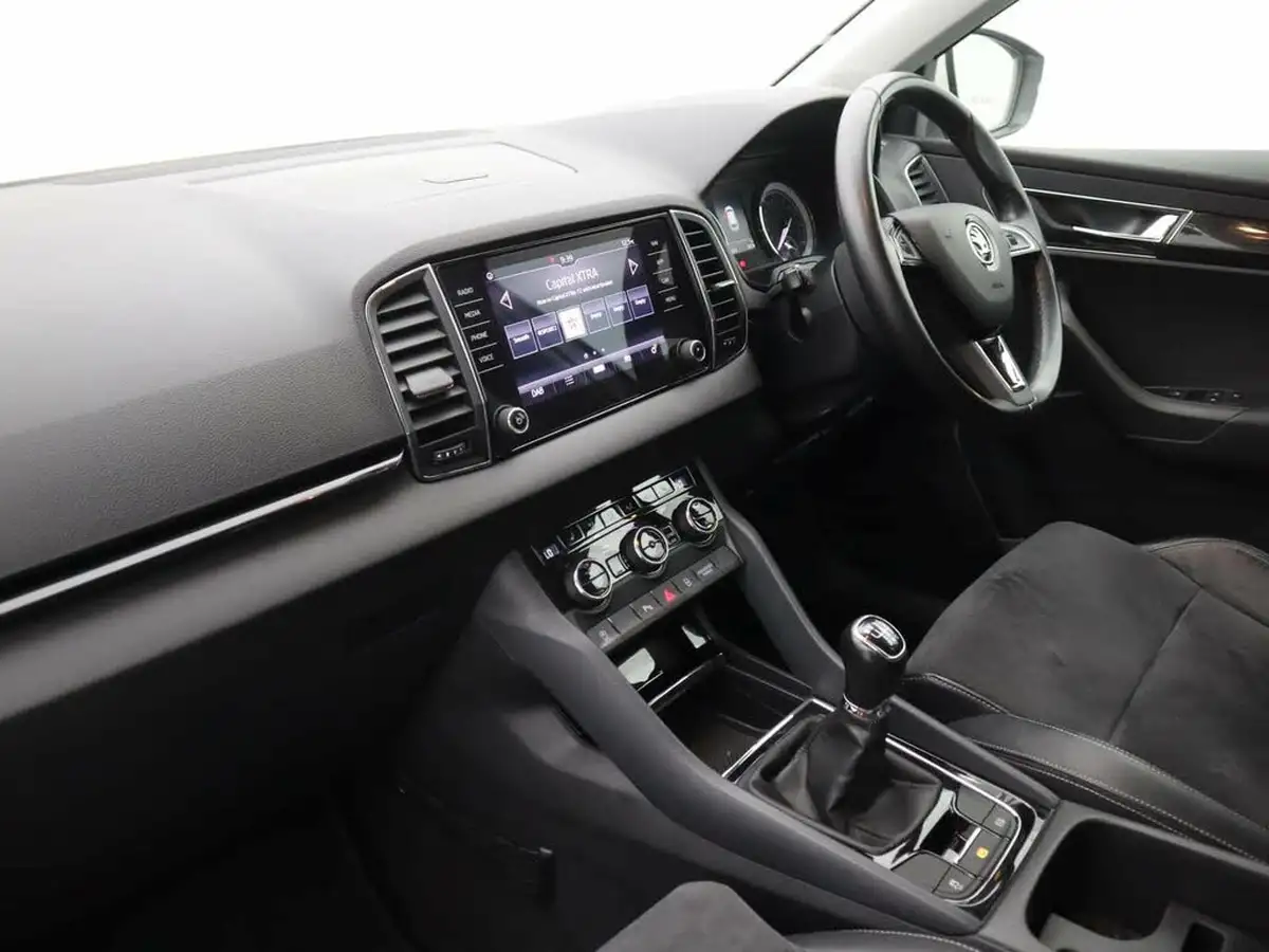 2018-skoda-karoq-10-tsi-se-l-ss-big-7