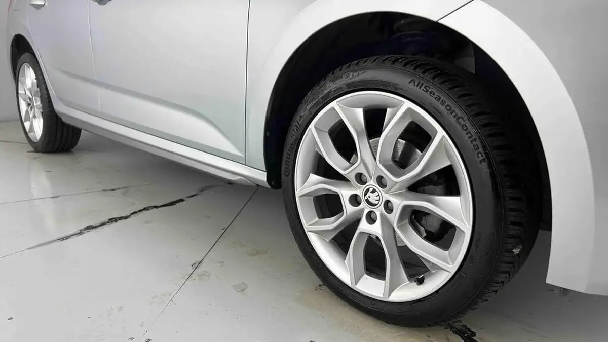 2020-skoda-kamiq-15-tsi-se-l-hatchback-big-25