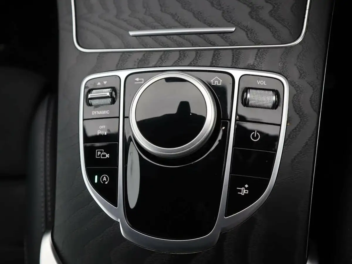 2020-mercedes-benz-c-class-15-c200-amg-line-ss-coupe-2d-big-17