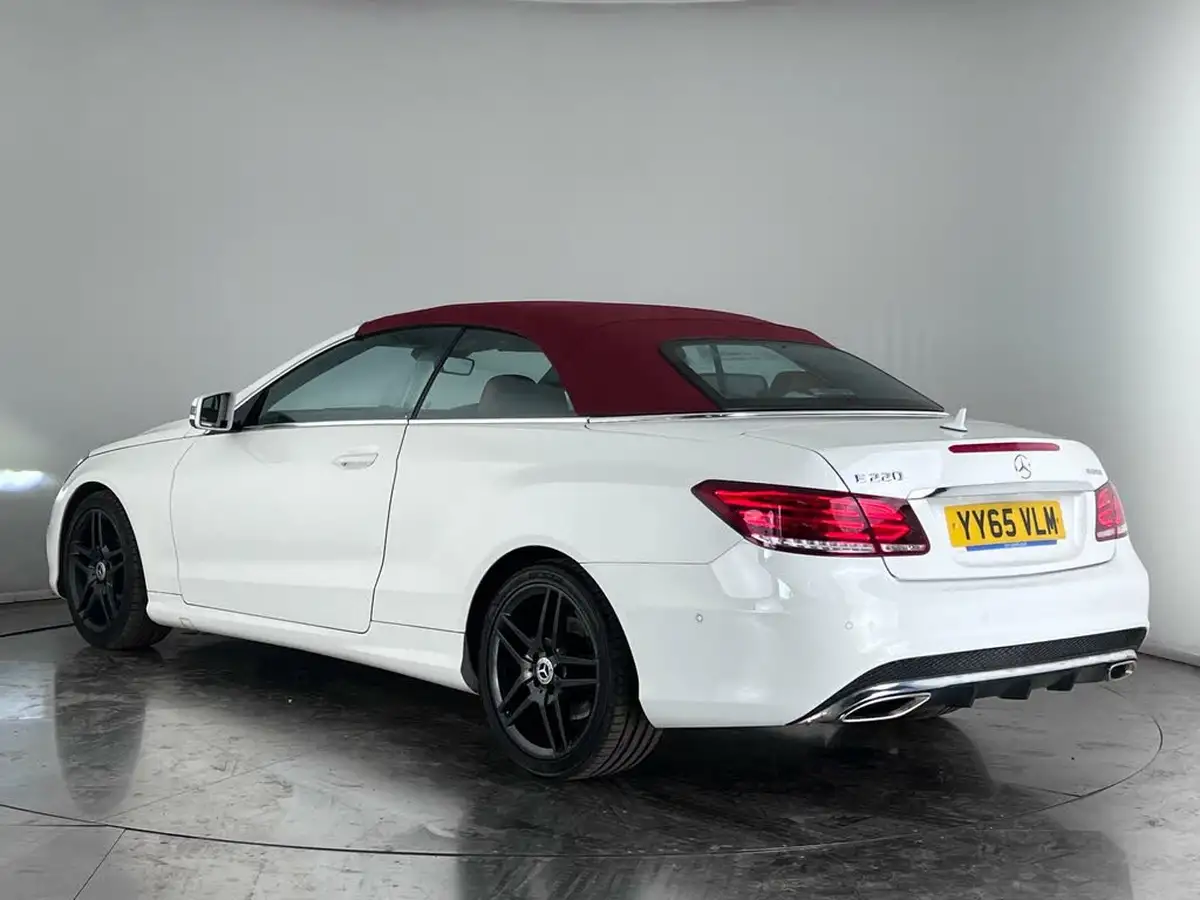 2015-mercedes-benz-e-class-21cdi-e220-amg-line-ss-cabriolet-big-9