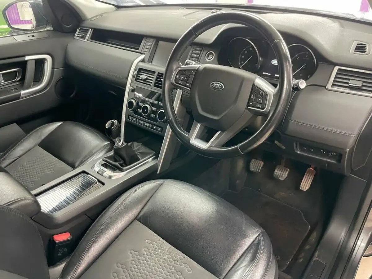 2018-land-rover-discovery-sport-20td4-se-182ps-big-18